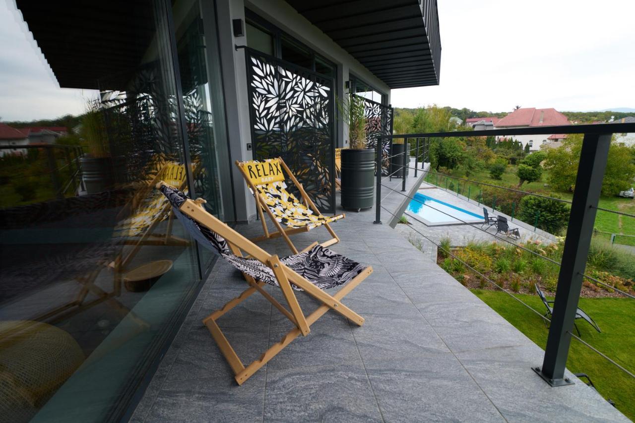 Апартаменты True Love С Видом На Горы Uzhhorod Exterior foto